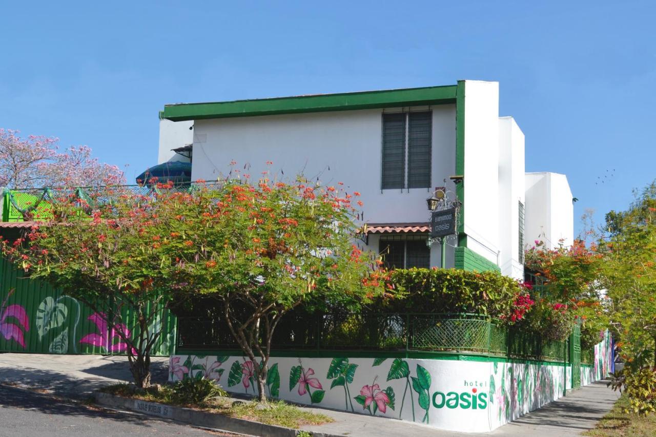 Hotel Oasis San Salvador Bagian luar foto