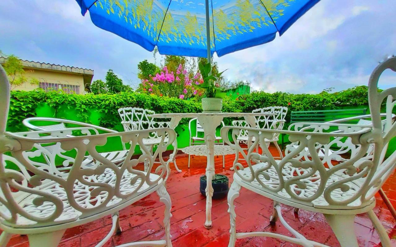 Hotel Oasis San Salvador Bagian luar foto