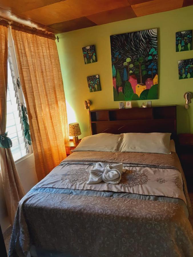 Hotel Oasis San Salvador Bagian luar foto