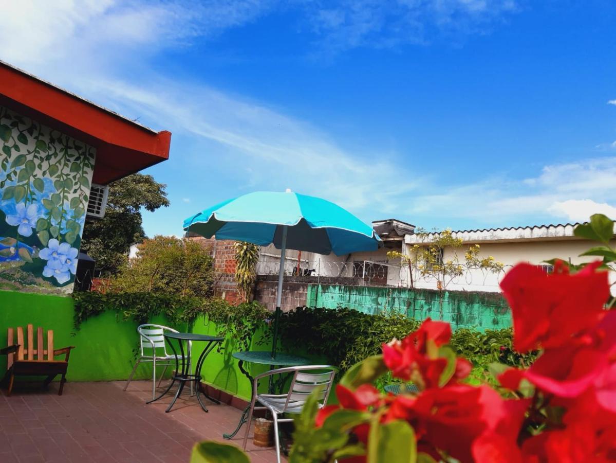 Hotel Oasis San Salvador Bagian luar foto