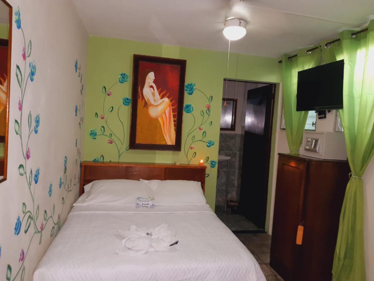 Hotel Oasis San Salvador Bagian luar foto