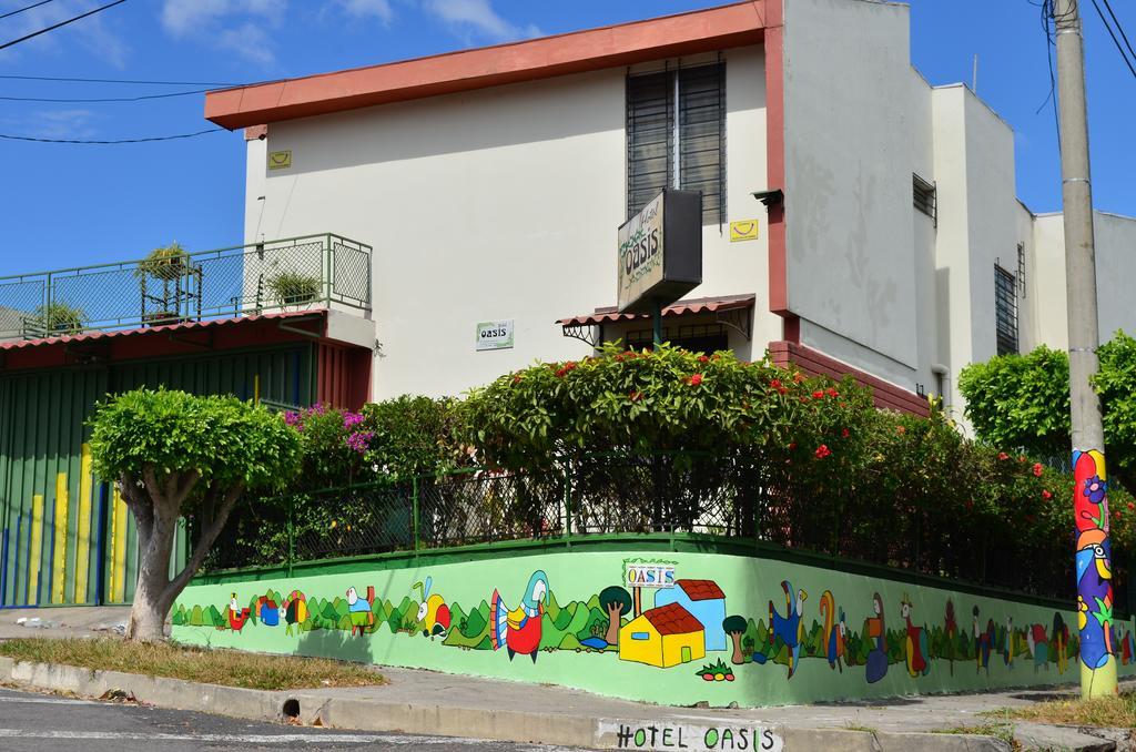 Hotel Oasis San Salvador Bagian luar foto