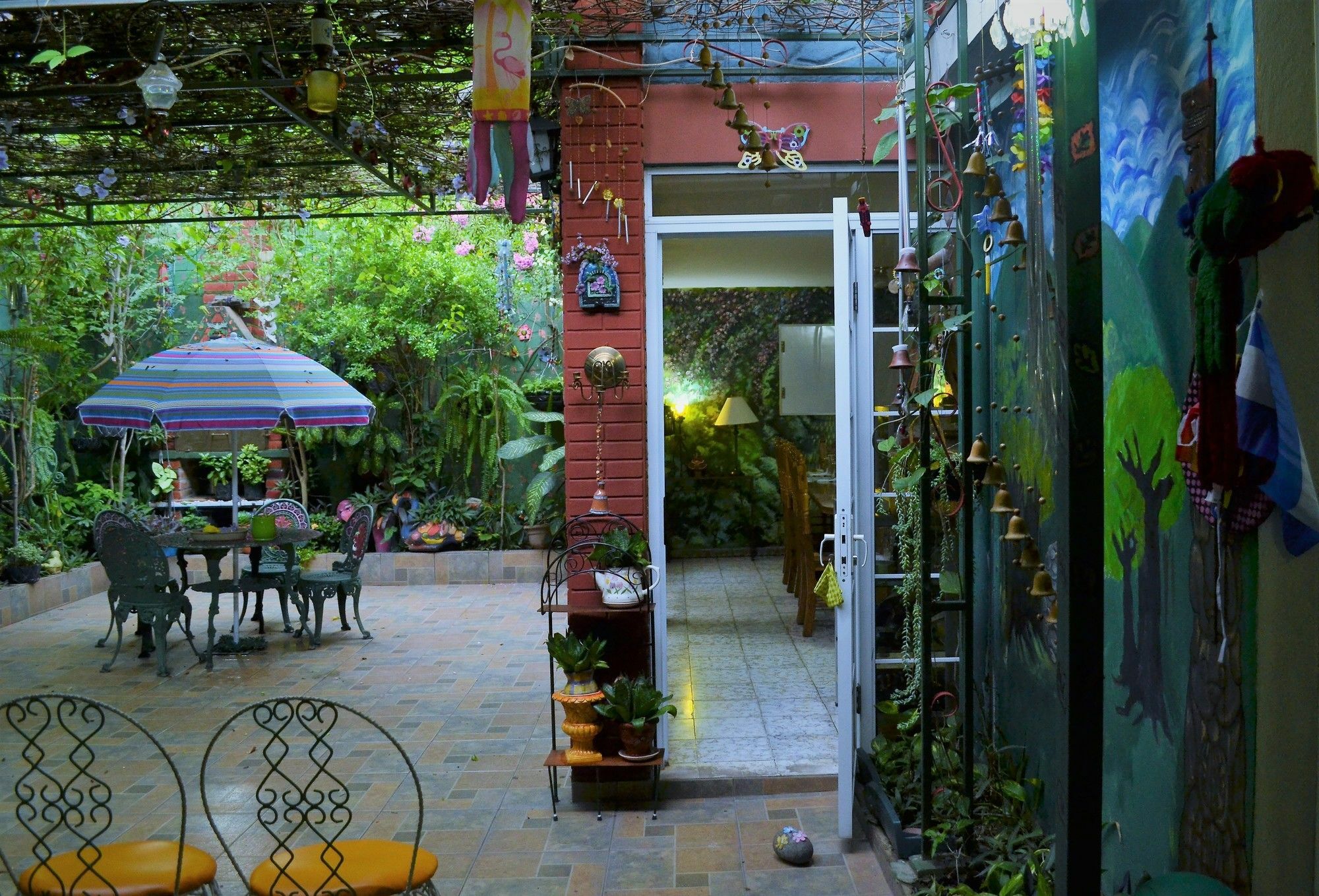Hotel Oasis San Salvador Bagian luar foto